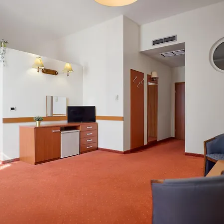 Hotel Selce 호텔 셀스