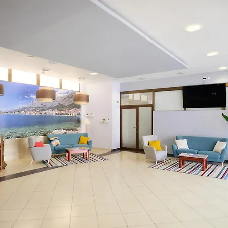 Hotel Selce 호텔 3*