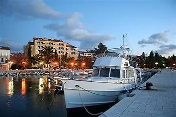 Hotel Selce 3* סלצה