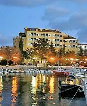 Hotel Selce מלון 3*