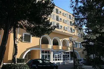 מלון Hotel Selce 3*