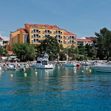 Hotel Selce מלון סלצה