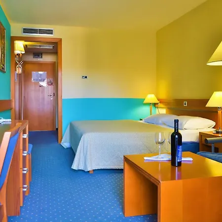 Hotel Selce 3*