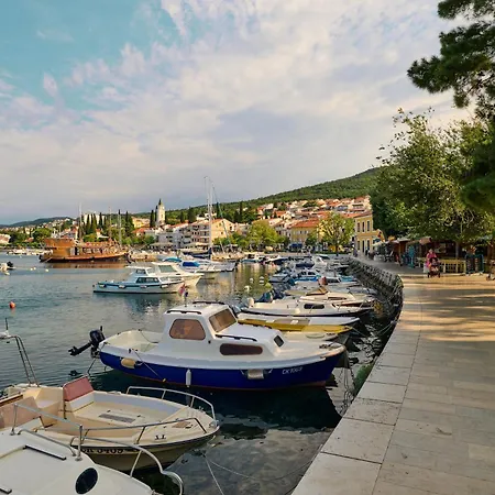 Hotel Selce فندق 3*