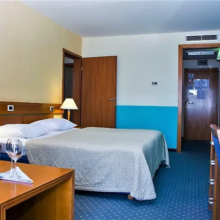 Hotel Selce ホテル セルツェ