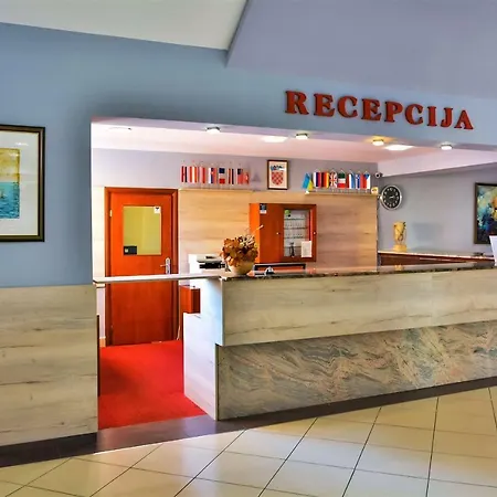 ホテル Hotel Selce